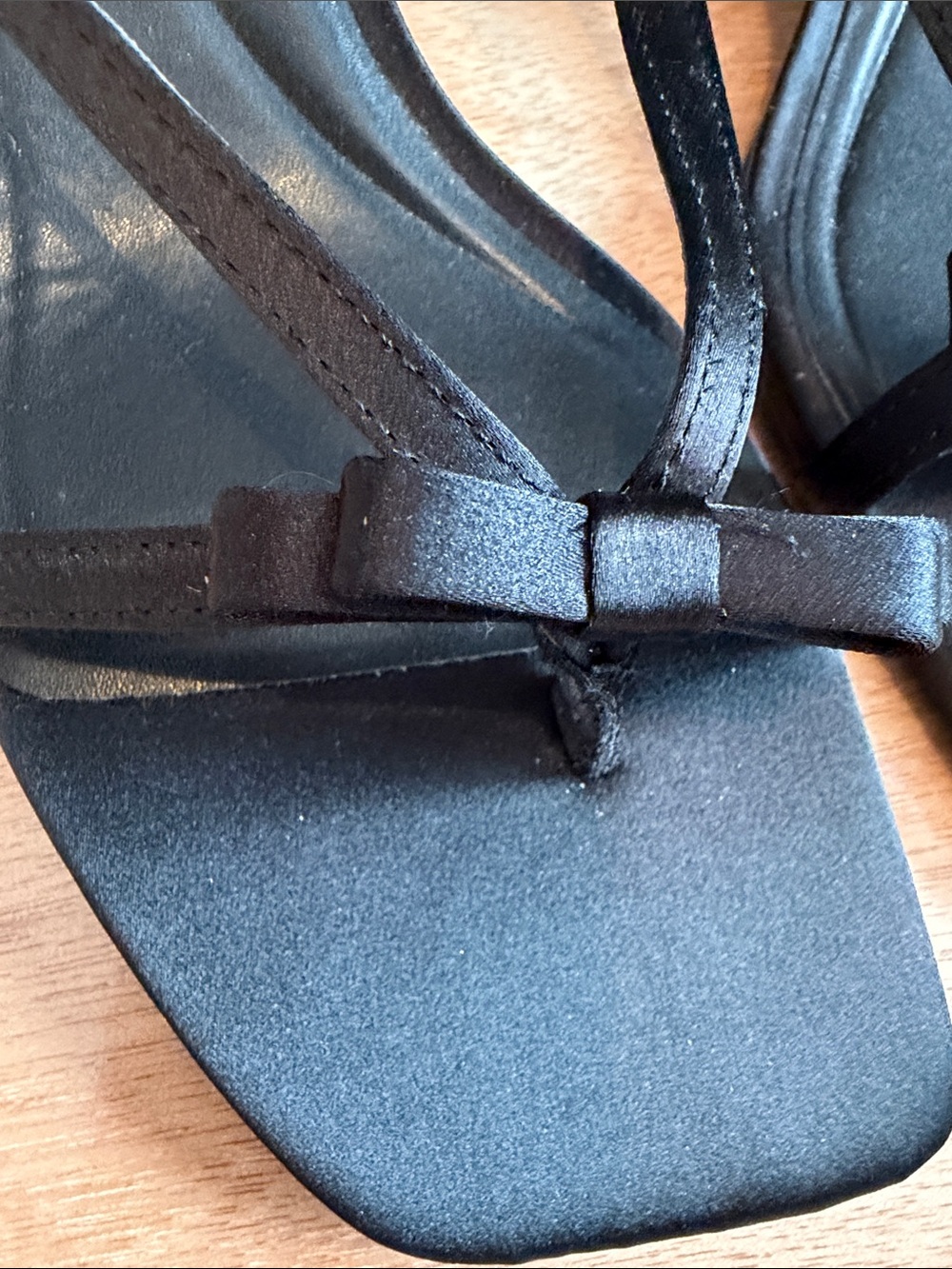 Zara Black Strappy Satin Sandals with Bow Detail - Picture 2 of 8